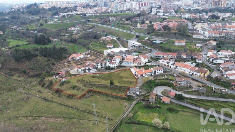 Land in Vila Real (Sao Dinis) - view 1