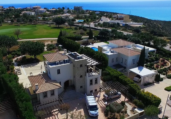 House in Kouklia - Image 2