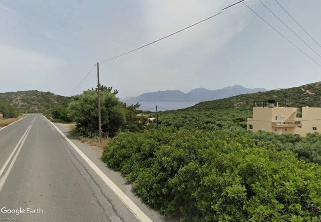 House in Agios Nikolaos - view 1