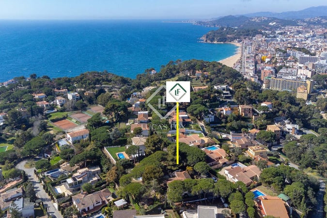 House in Girona - view 1