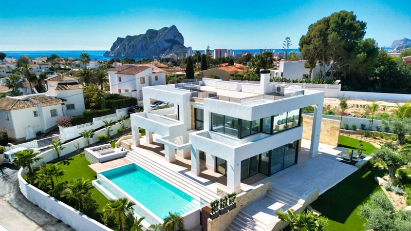 Villa in Ifac - view 1