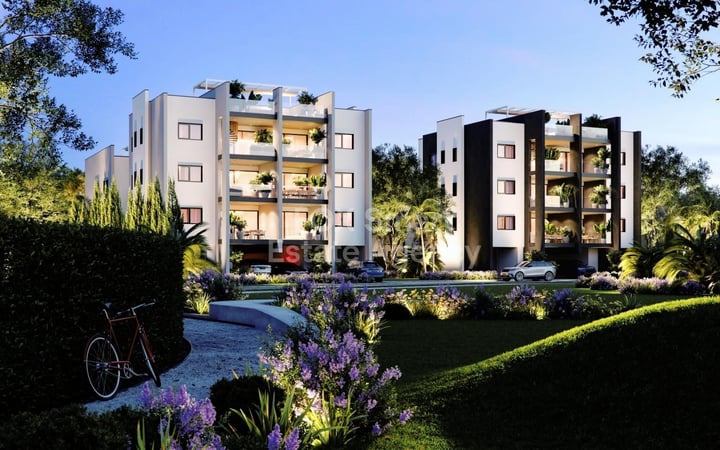 Apartment in Zakaki - view 1