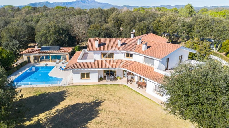 House in Girona - view 1