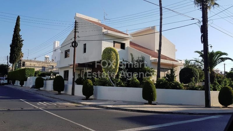 House in Agios Nektarios - view 1
