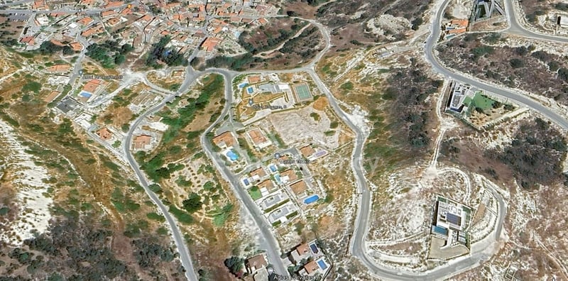 Land in Agios Tychon - view 1
