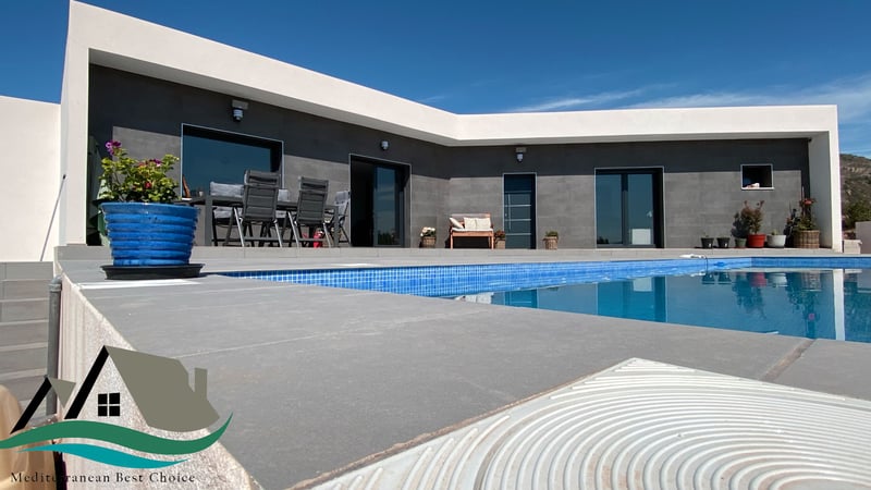 House in Alicante - view 1