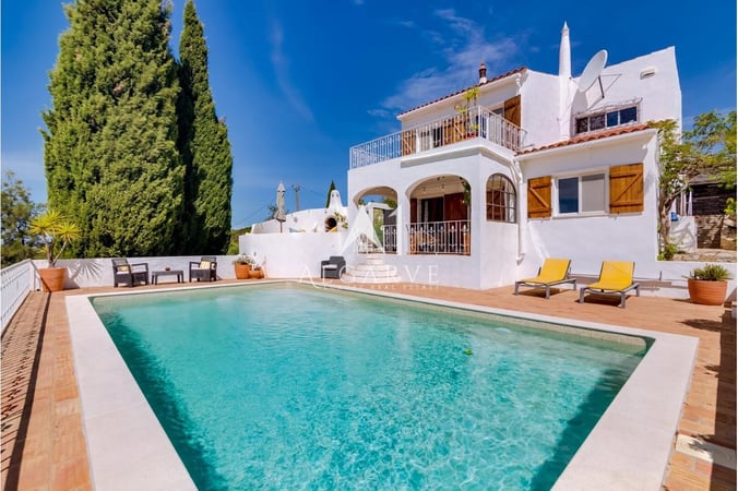 House in Sao Bras de Alportel - view 1