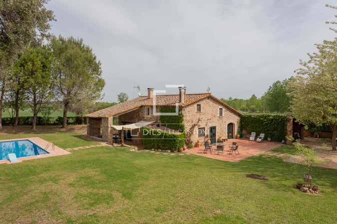 House in Girona - view 1