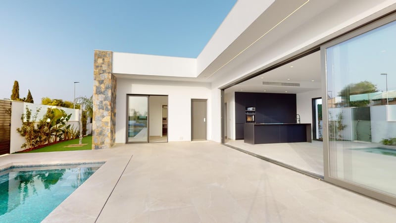 Villa in Murcia - view 1