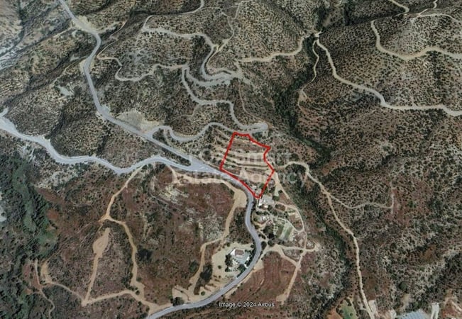 Land in Parekklisha - view 1