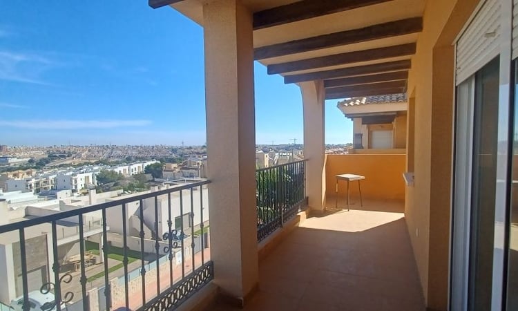 Apartment in Villamartin - view 1