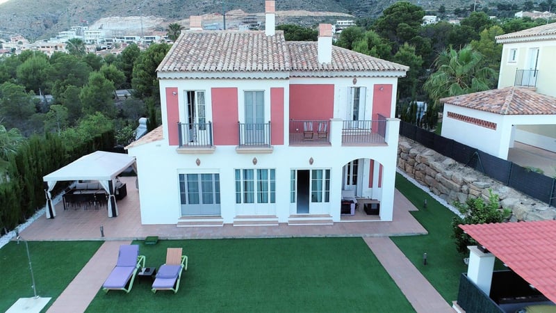 Villa in Finestrat - view 1