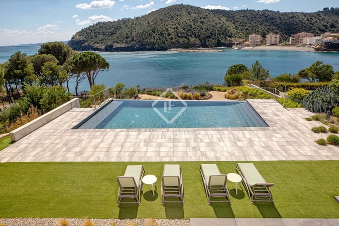 House in Girona - view 1