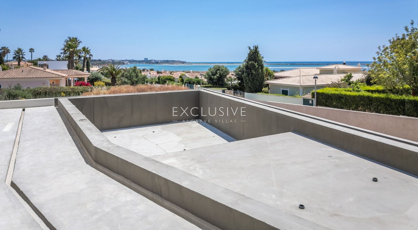 House in Lagos - Image 3