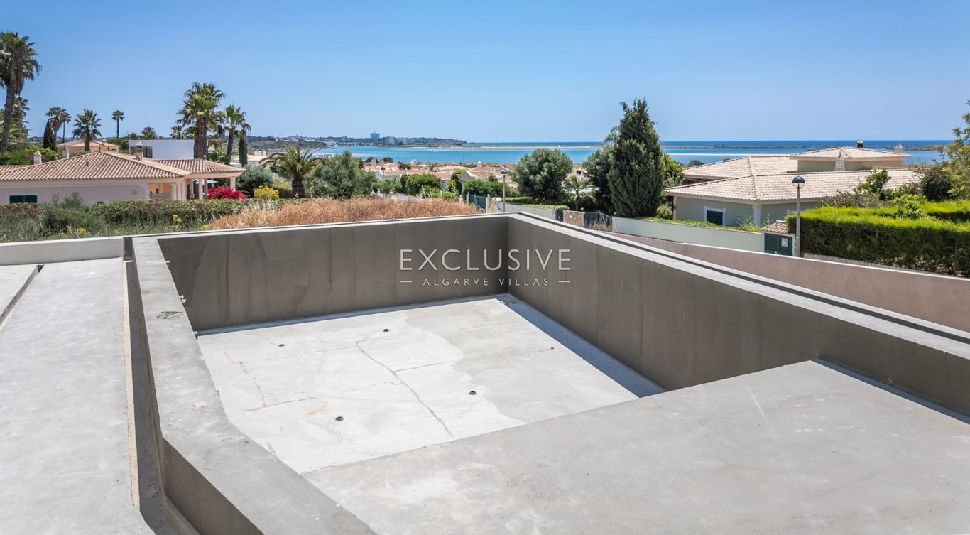 House in Lagos - Image 4