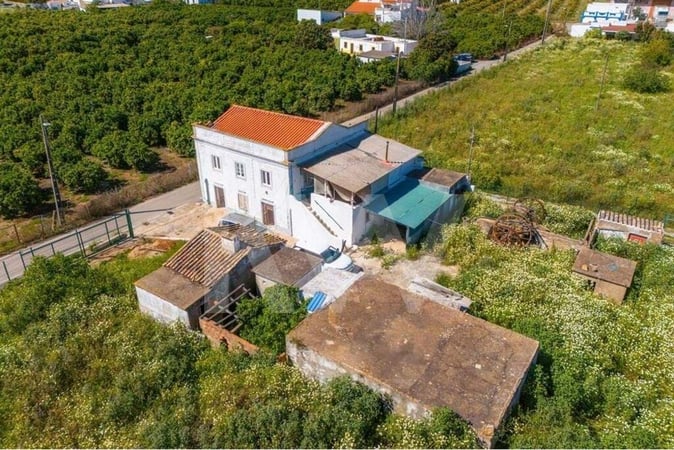 Villa in Faro - view 1