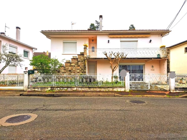 House in Moissac - view 1