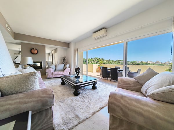 Apartment in Artola - view 1