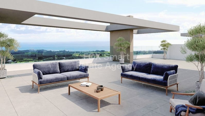 Apartment in Koloni - view 1