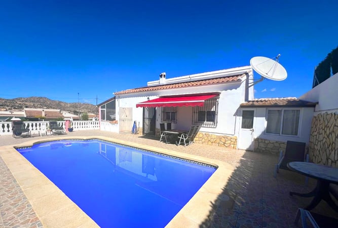 Villa in Almeria - view 1