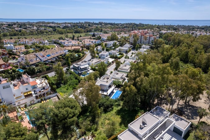 Land in Atalaya Isdabe - view 1