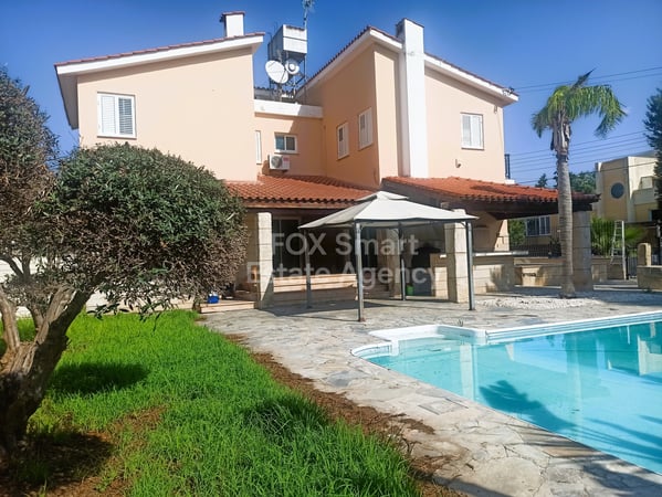 House in Latsia - view 1