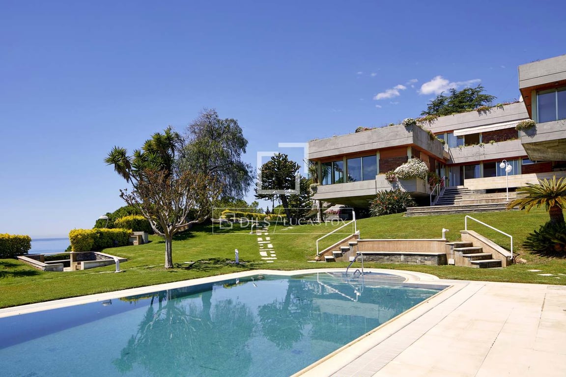 House in Arenys de Mar - Image 3