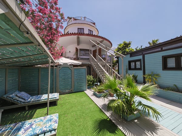 Villa in Marbella - view 1