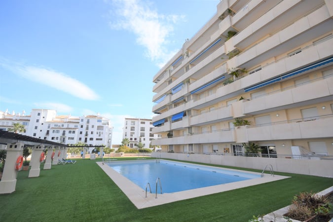 Apartment in Puerto Banus - view 1