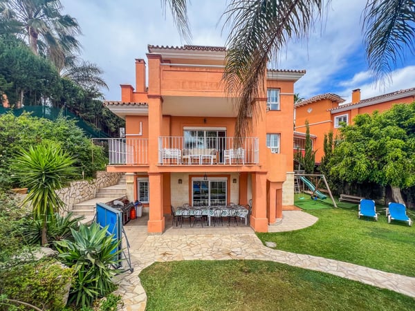 Villa in Mijas Costa - view 1