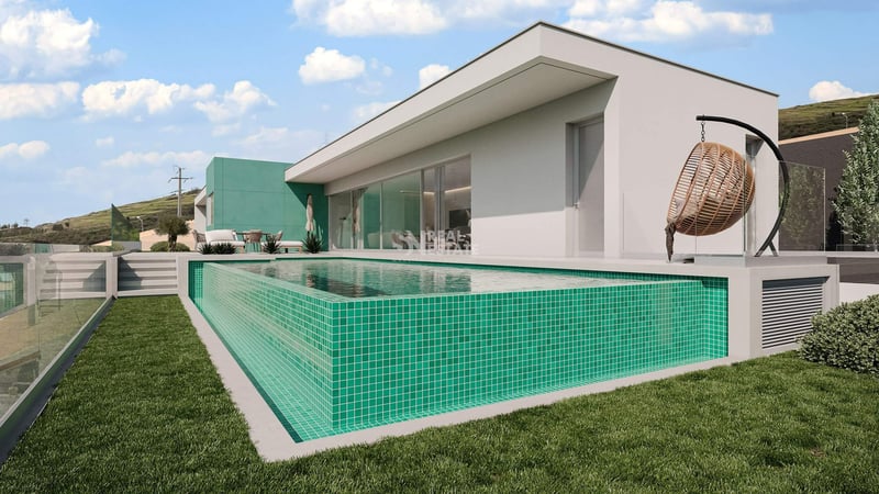 Villa in Prazeres - view 1