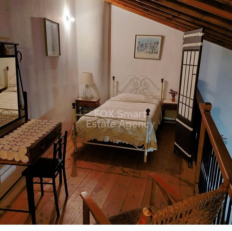 House in Lofou - Image 3