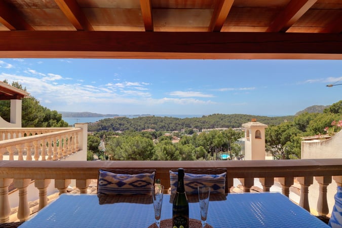 Penthouse in Peguera - view 1