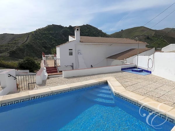 House in Benamargosa - view 1