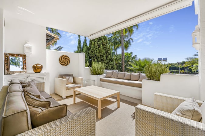 Apartment in Marbella - view 1
