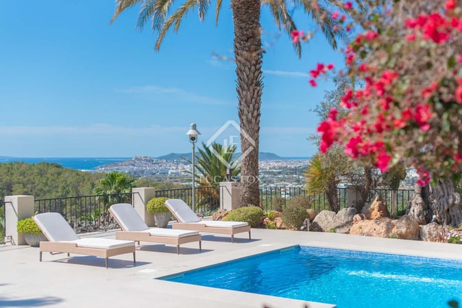 House in Ibiza Town - view 1