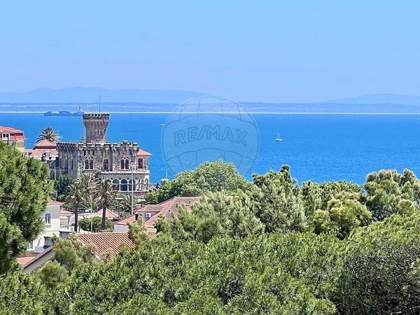 Apartment in Costa do Estoril - view 1