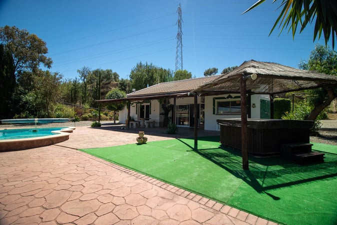 Farm, Ranch or Equestrian in Valle de Abdalajis - view 1