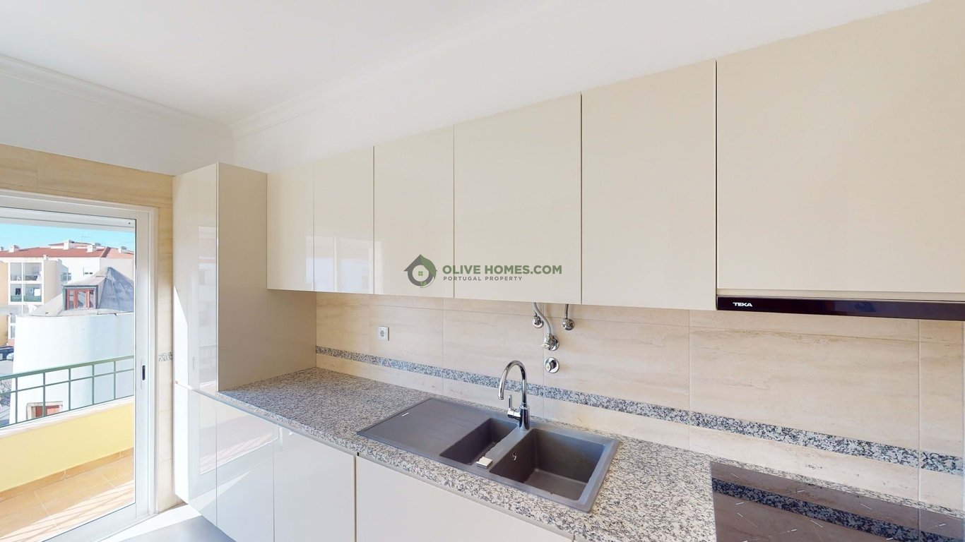 Apartment in Lagos - Image 3