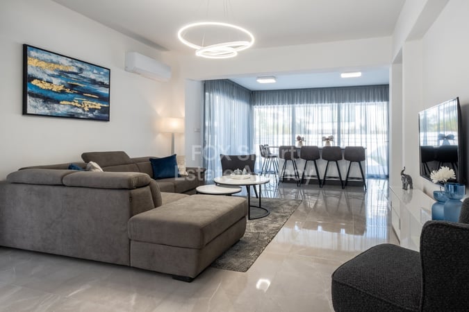 House in Chrysopolitissa - view 1