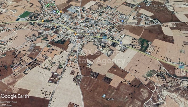 Land in Kalo Chorio - view 1