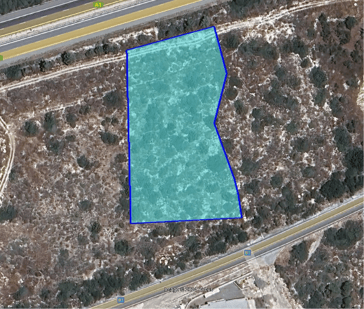 House in Kato Pyrgos - view 1