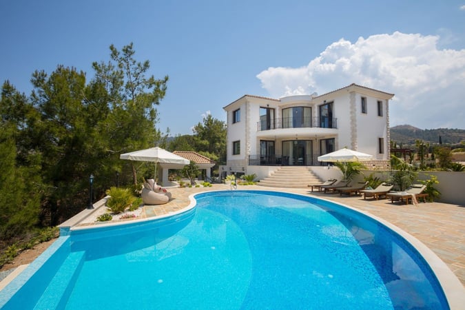 House in Argaka - view 1