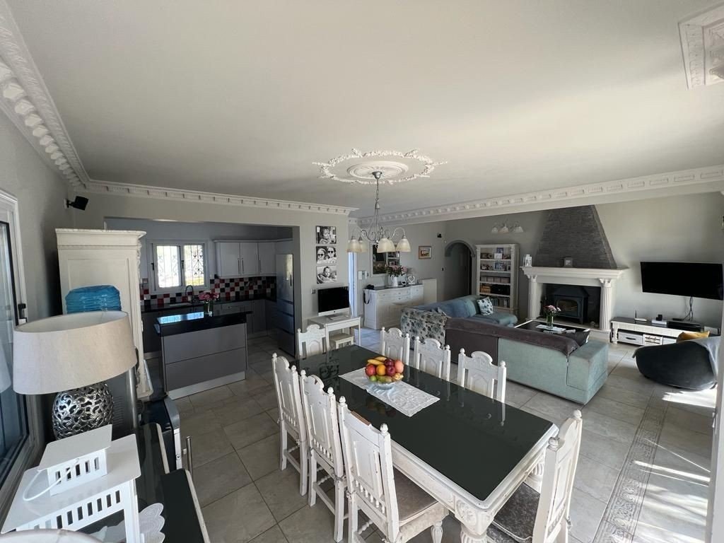 House in Pegeia - Image 5