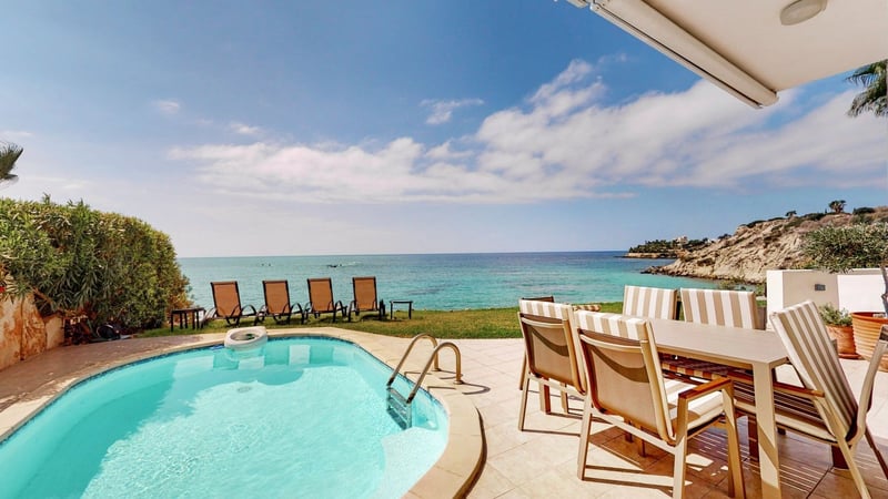 House in Pegeia - view 1