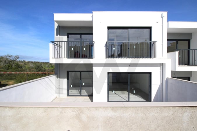 Villa in Armacao de Pera - view 1