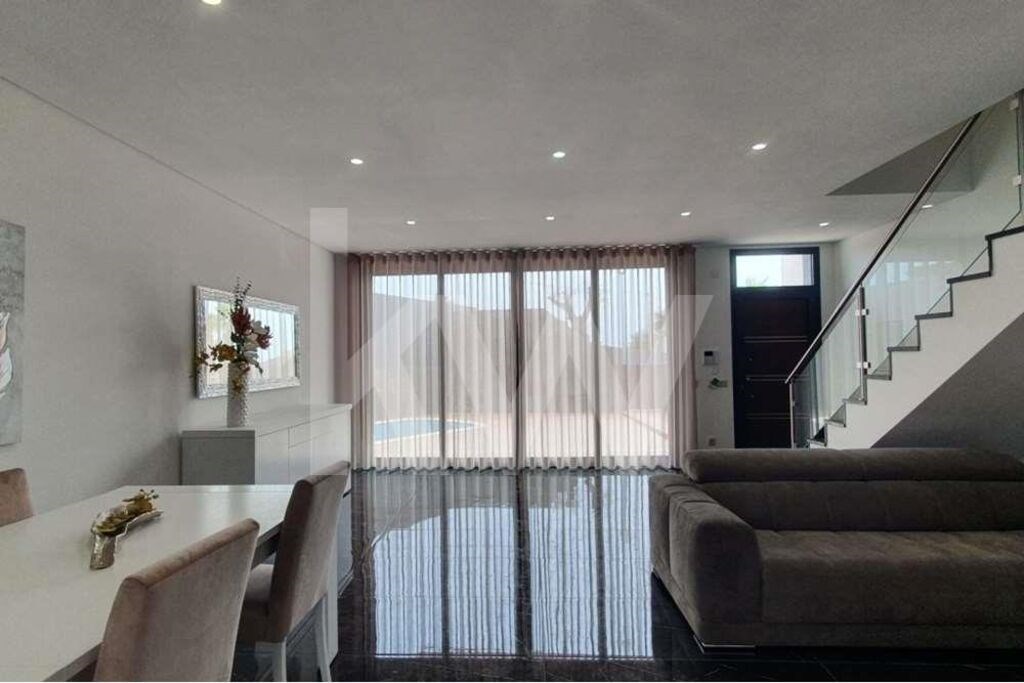 Villa in Albufeira - Image 3