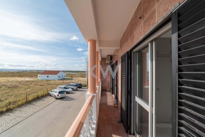 Villa in Vila Real de Santo Antonio - view 1