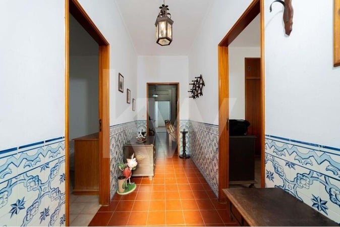 Villa in Vila Real de Santo Antonio - view 1