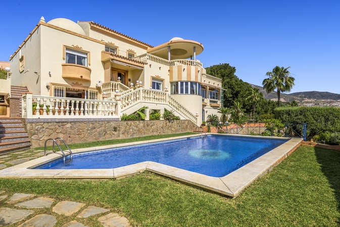 Villa in Torrequebrada - view 1